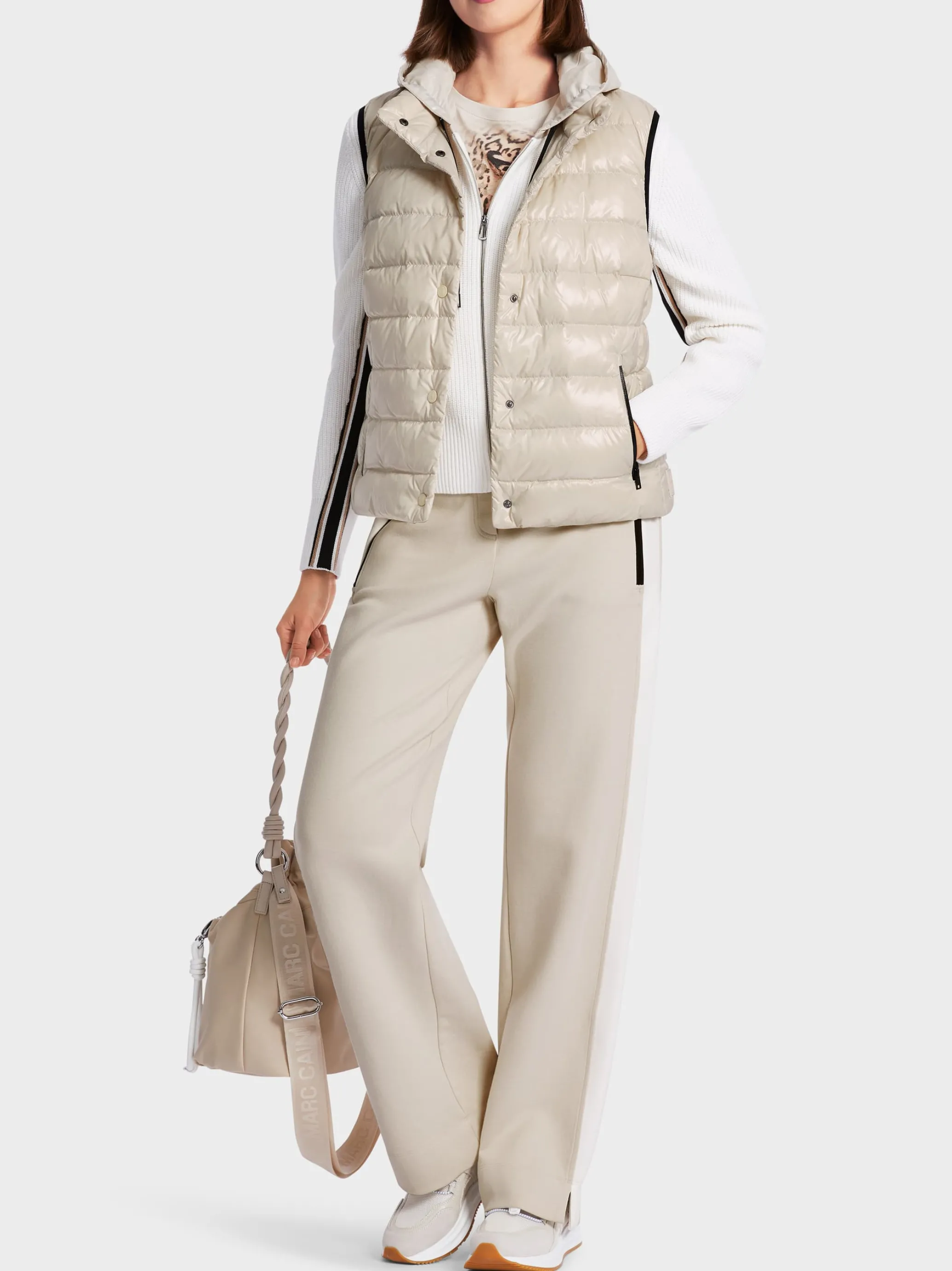 DAUNENWESTE MIT STEHKRAGEN-Marc Cain Store