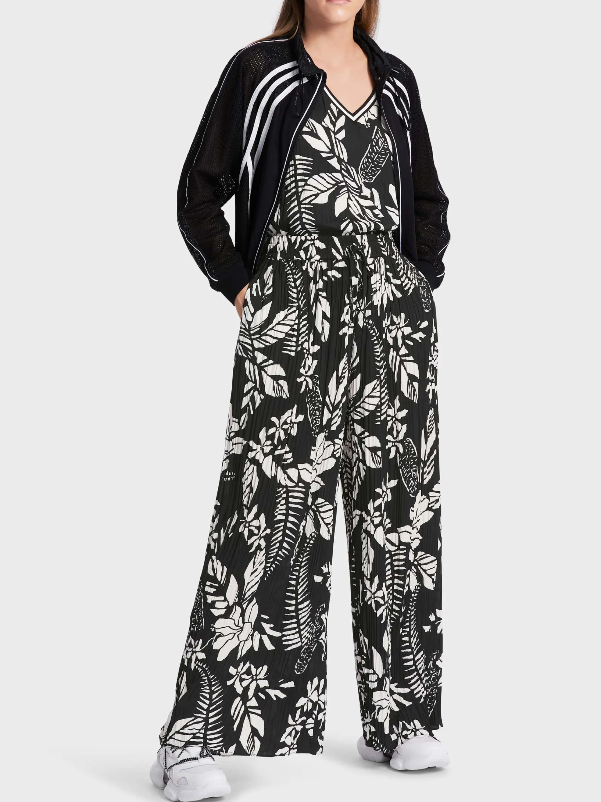 HOSE WOLIN – MIT PLISSEE UND PRINT-Marc Cain Hot