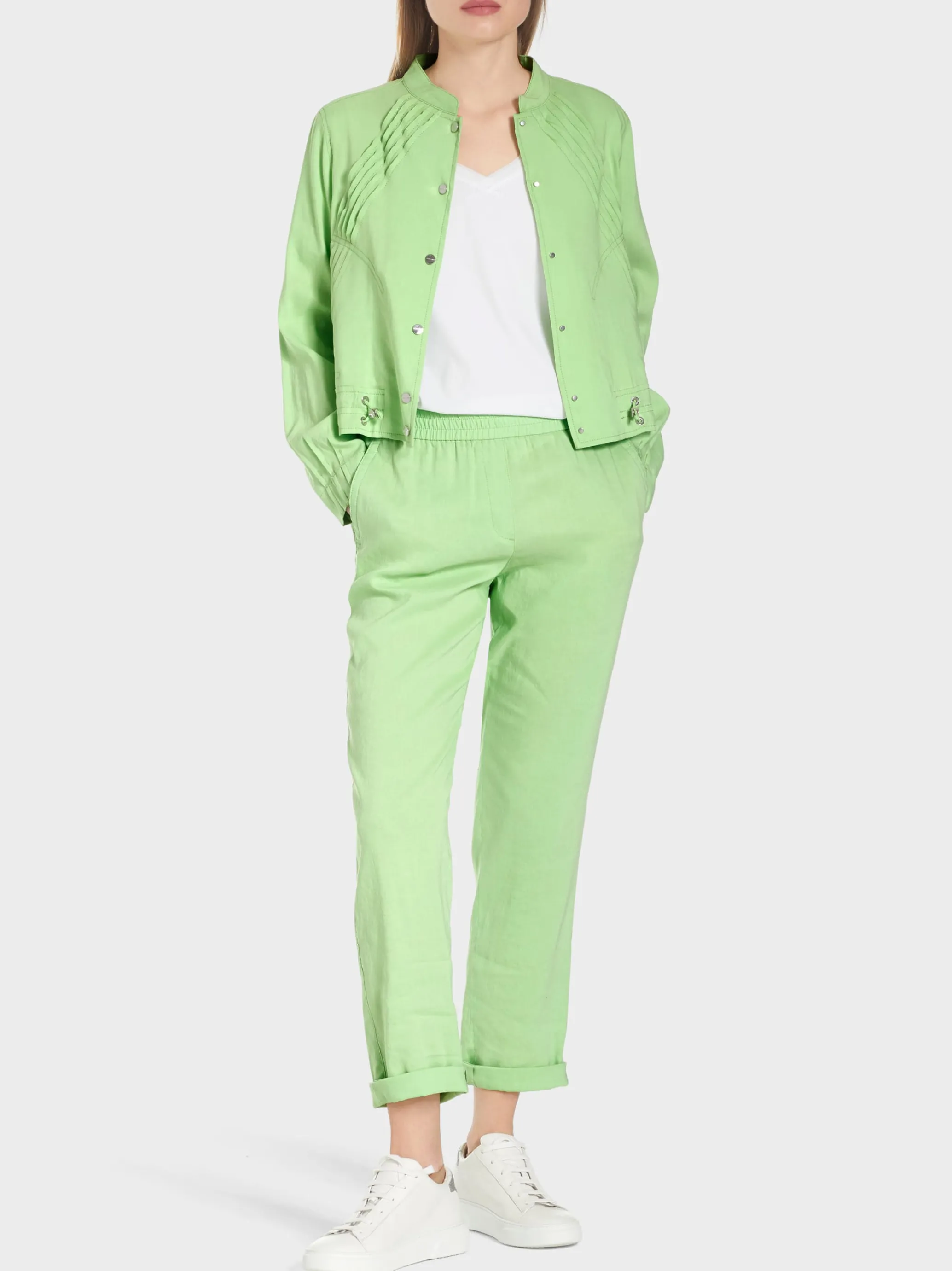KURZE JACKE MIT TAILORING-DETAILS-Marc Cain Outlet