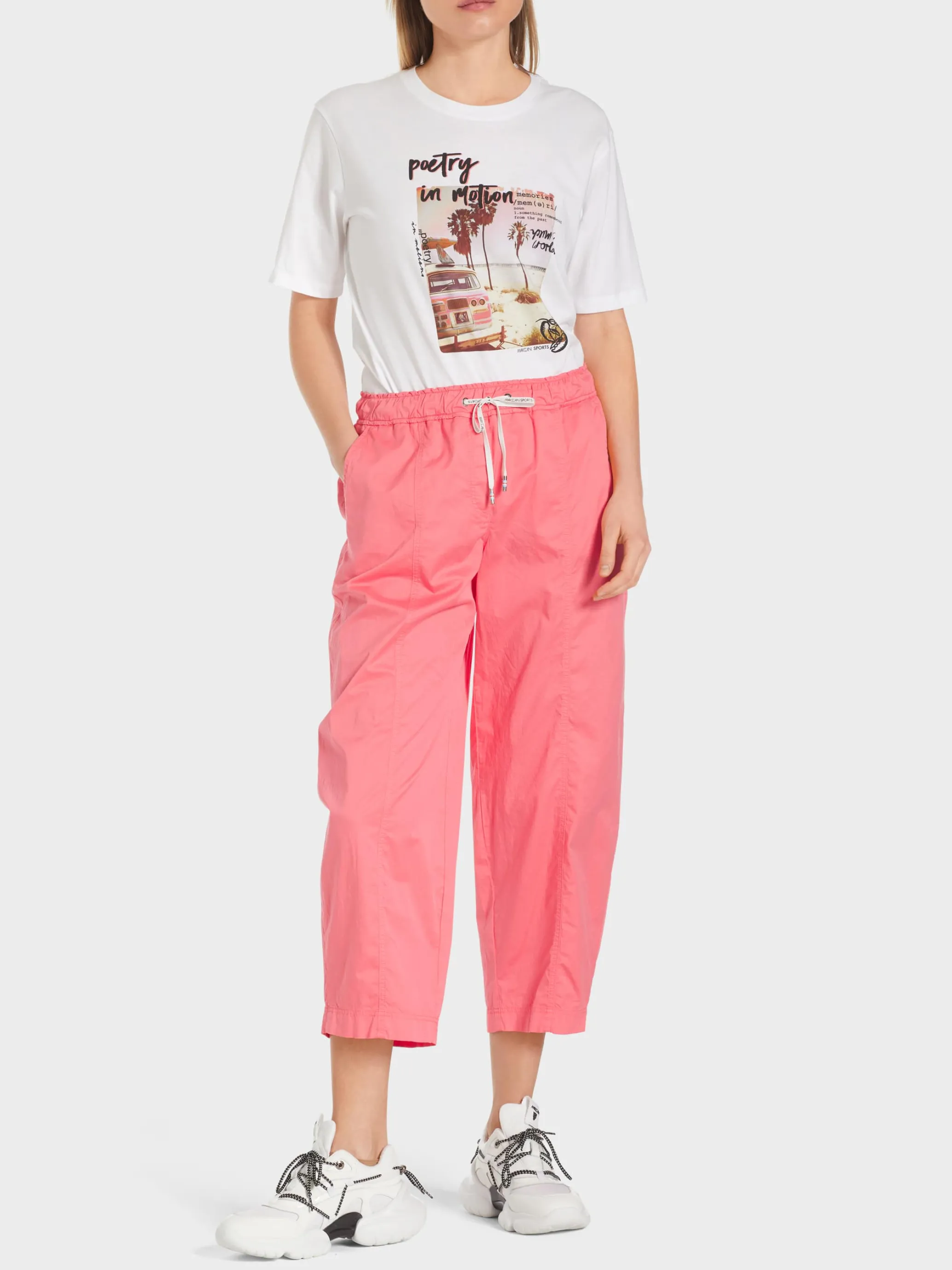 MODELL WIDNES IN LIGHT COTTON-Marc Cain Store