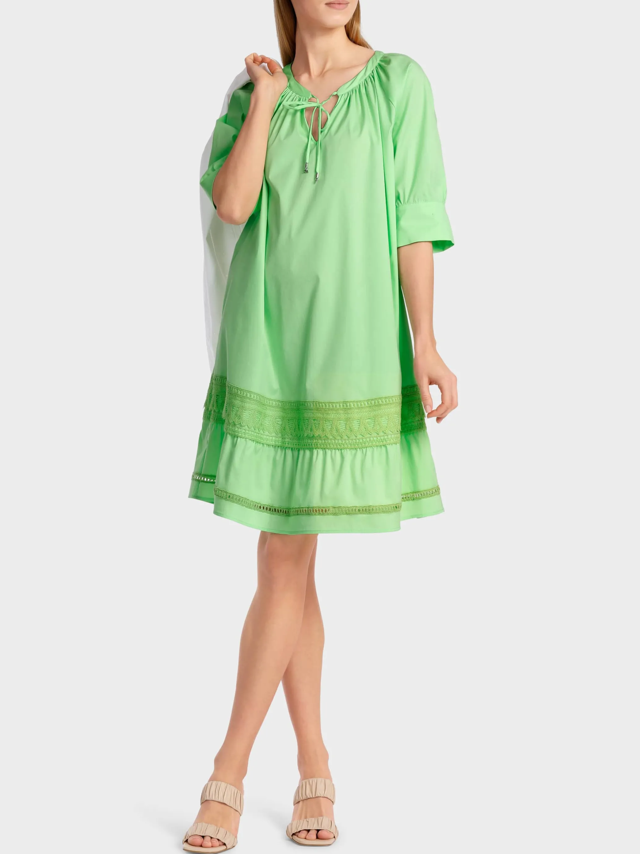 ROMANTISCHES RAGLANKLEID MIT STUFE-Marc Cain Sale